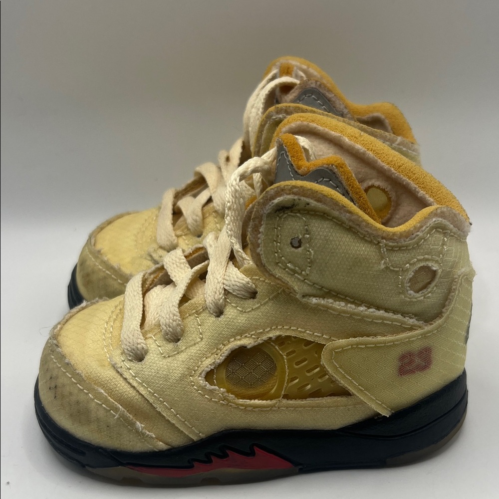 Air Jordan(TD) 5 x Off-White Retro SP 'Sail' Size 4C